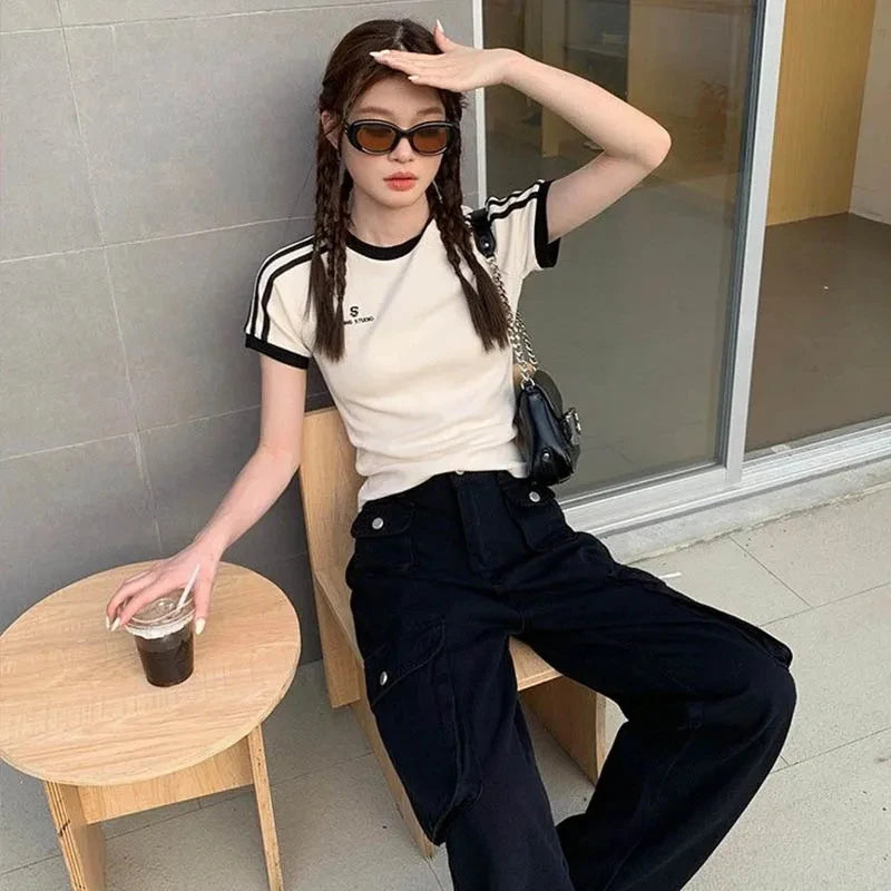 GETADME Women's French Sle Stripe Short Sleeve T-shirt Summer Wear Design Sense Gyaru Round Neck Tops Internet Celebri Oversized Tops