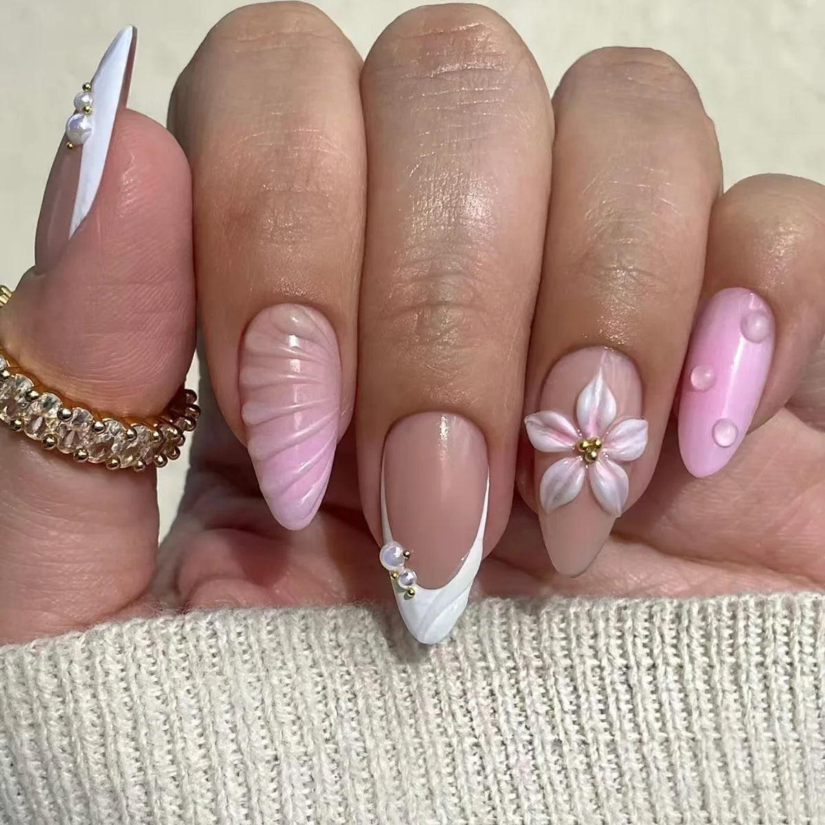 GETADME 24Pcs Mid-length 3D Flowers Design Fingertips Sweet Butterfly Yellow Ripple Almond False Nails Detachable Full Cover Press Ons