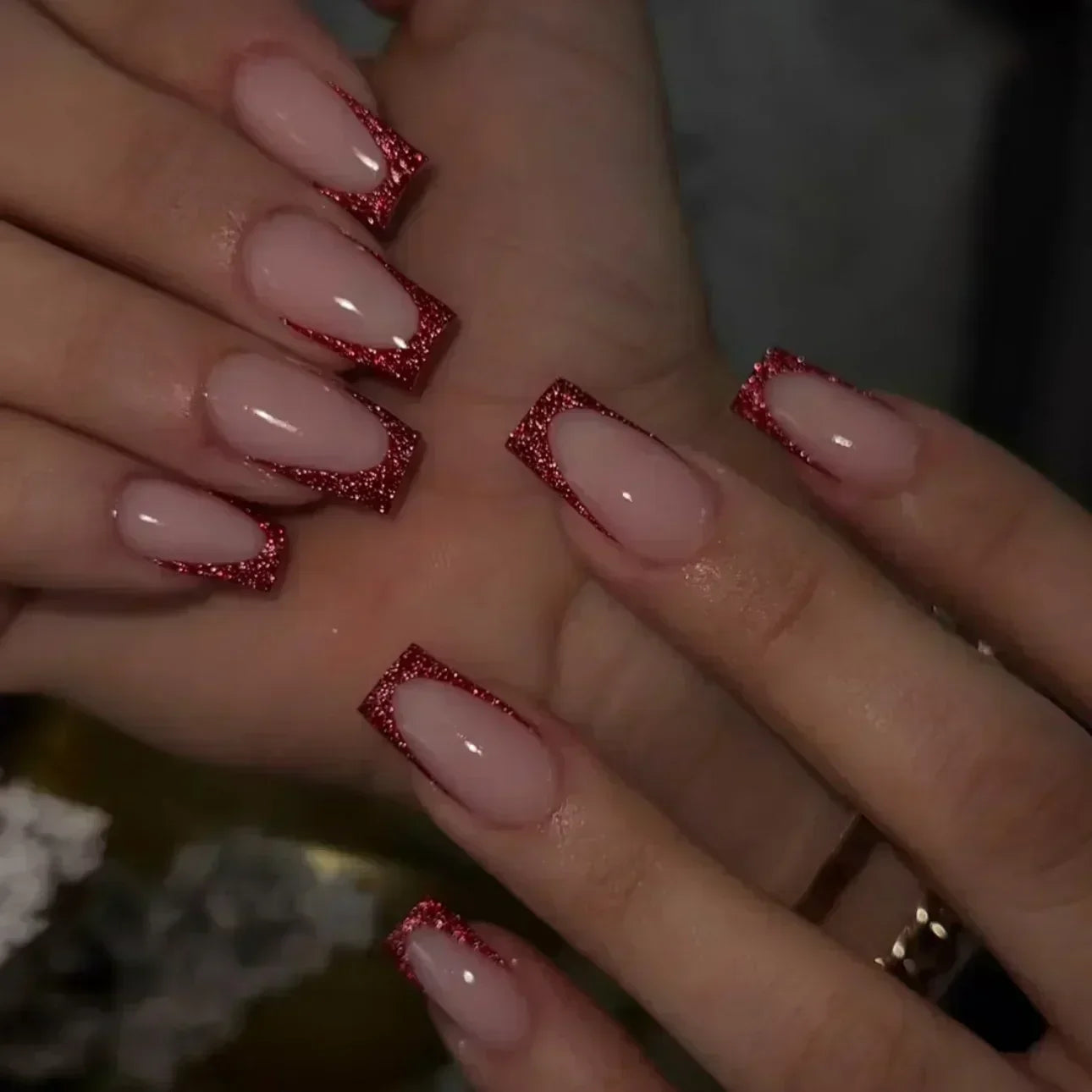 GETADME 24Pcs Short Square Coffin False Nails Square Fake Nails with Glue French Glitter Wearable Acrylic Nails Set Press on Nail Tips