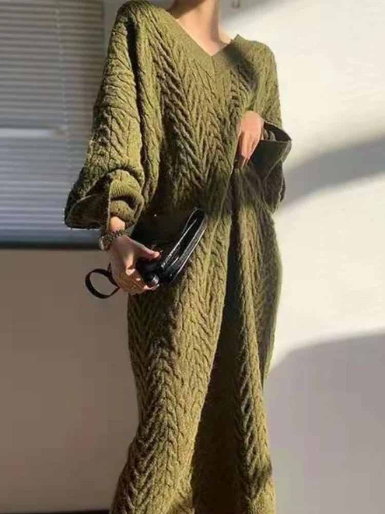 Getadme New in Women's Winter Sweater Long Dress 2024 Vintage Elegant V-Neck Pullover Knitted Fashionable Commuting Women's Clothing