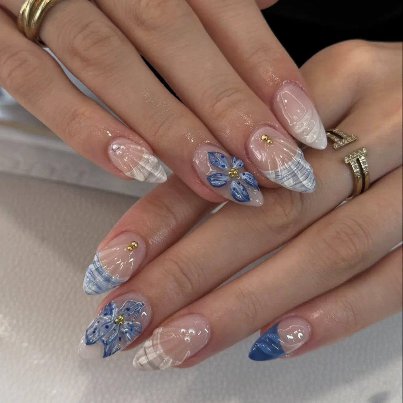 GETADME 24Pcs Mid-length 3D Flowers Design Fingertips Sweet Butterfly Yellow Ripple Almond False Nails Detachable Full Cover Press Ons