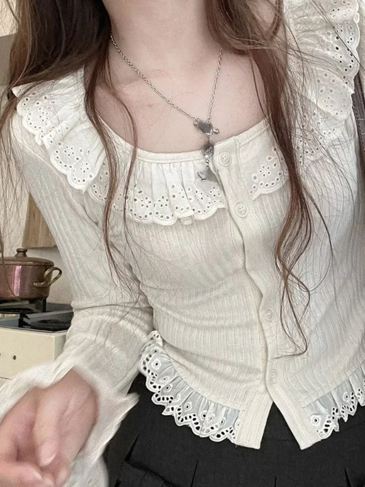 563573745-1