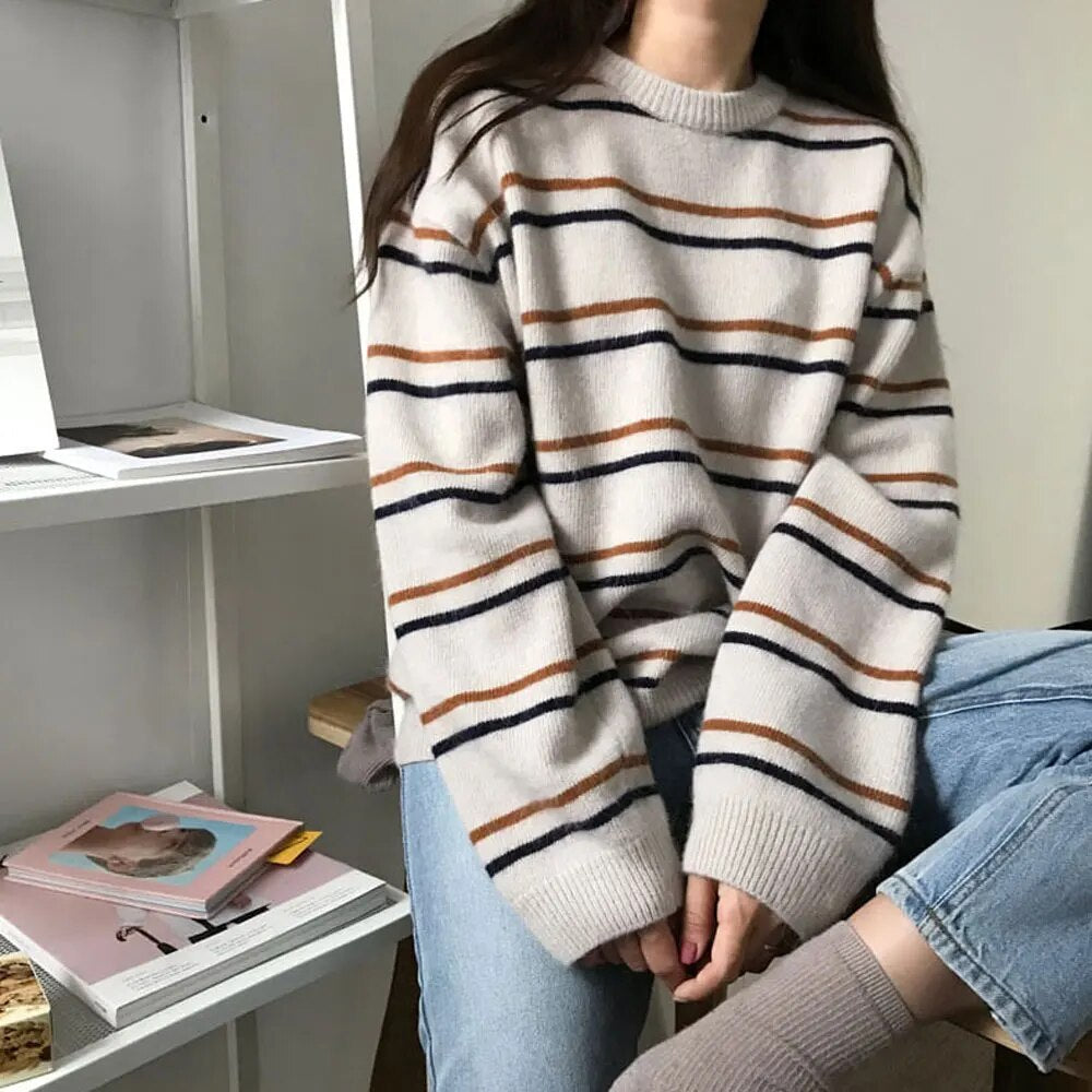Getadme Women Pullovers Crew-Neck Knitted Jumper New Student Striped Sweater Aesthetic  Outfit