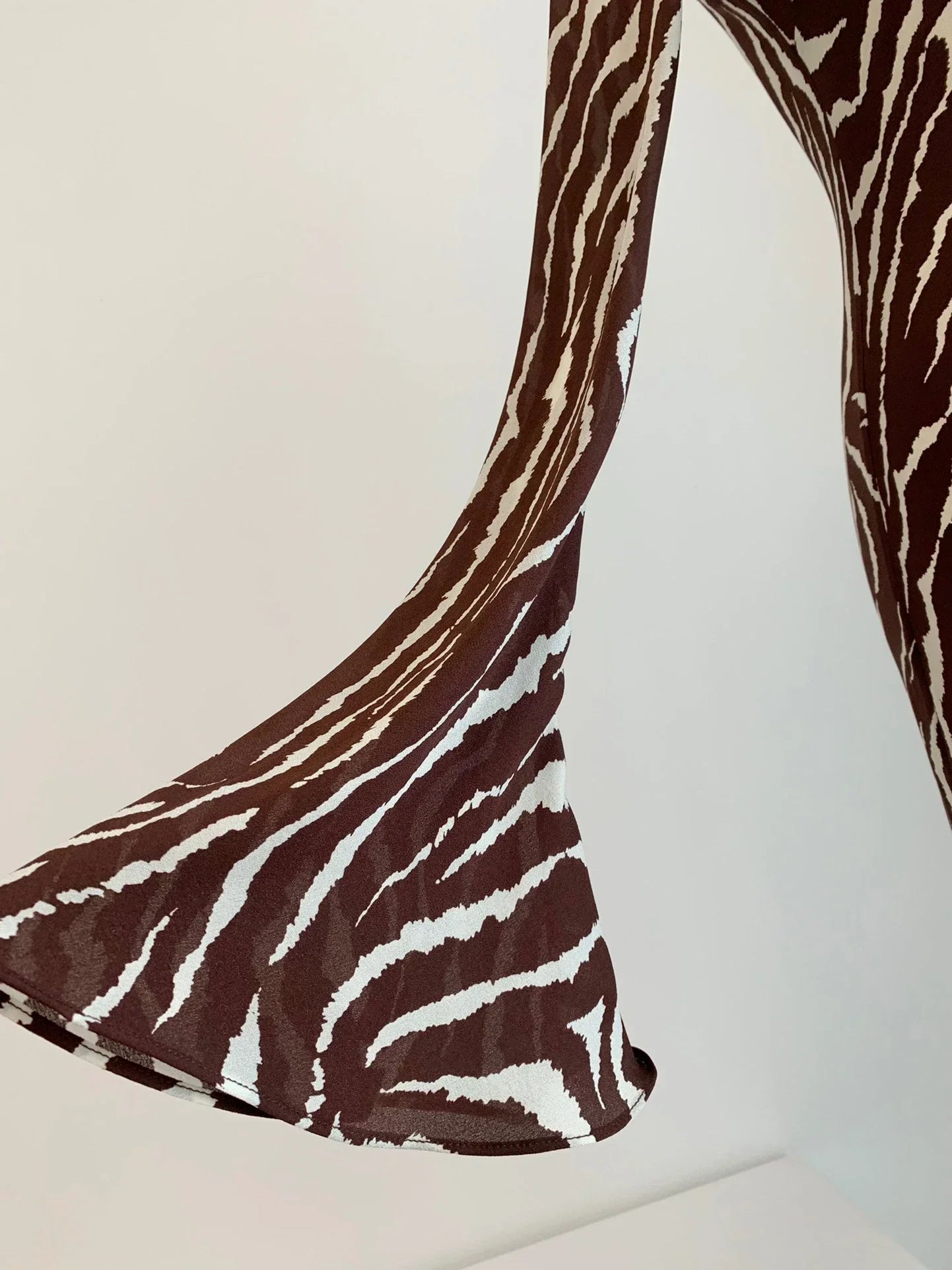 GETADME Women Zebra Print Long Flare Sleeve Slim Waist Maxi Long 100% Silk Dress
