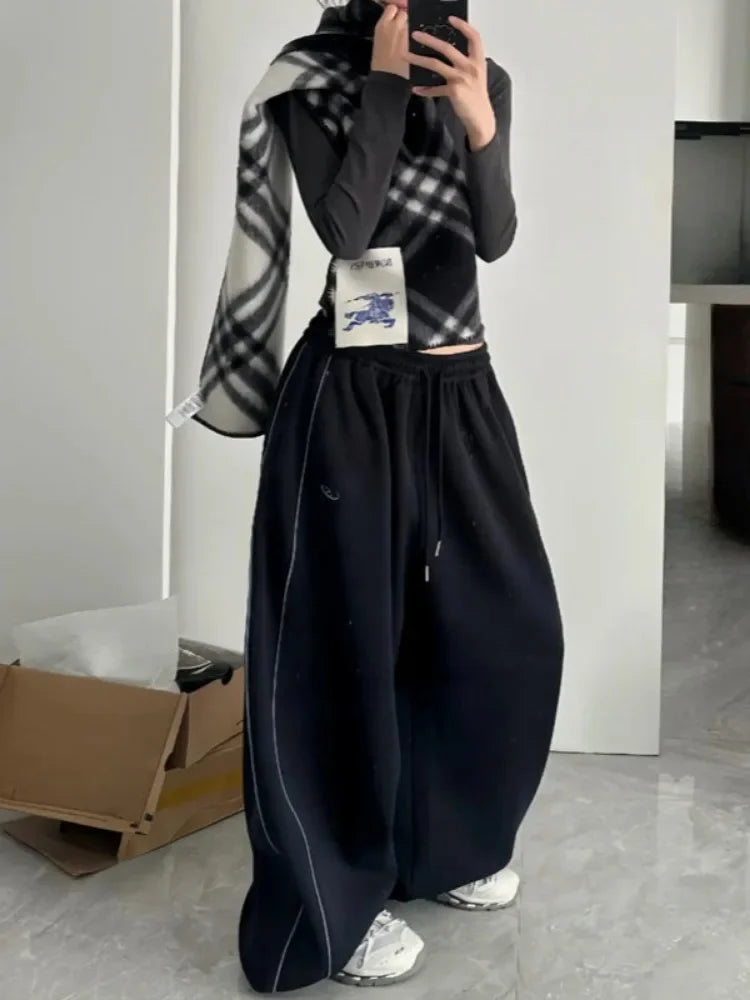 Getadme Vintage Baggy Black Striped Sweatpants Warm Y2k Oversize Woman Korean Harajuku Pants Thick Casual Trousers Winter Fall