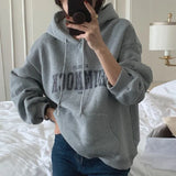 GETADME 한국식 루즈 후드 스타일 스타일리시한 중간 길이 후드 여성용 긴팔 레이지 스타일 레터 프린트 탑