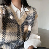 GETADME Plaid sweater pullover vest female students wear winter Korean loose retro V-neck sleeveless knitted pullover vest sweater top
