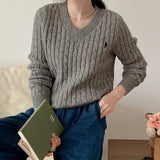 Getadme-Women's Twist Pullover Knitted Sweater Solid Casual Jumper Fall Winter Vintage Embroidered V-Neck Long Sleeve Top