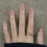 GETADME 24개 탈착식 숏 프레스 온 네일 Y2K 라인스톤 거짓 네일 (글루 포함) 발레 스위트 쿨 걸스 인조 거짓 네일 팁