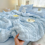 GETADME Thin Cool Breathable Summer Blanket Skin-friendly Lightweight Quilt Well-vetilated Single Double Seersucker Comforter Duvet Set