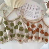 Débardeur court vintage en coton et lin pour femme, brodé de cœurs et à rayures spaghetti, en maille crochet, style plage.
