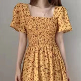 GETADME French Style Vintage Square Collar Fragrant Flower Dress Women's Petite High-Waisted Puff Sleeve Sweet Cropped Dress Spring