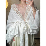 GETADME 우아한 레이스 셔츠 여성 빈티지 섹시 V넥 붕대 블라우스 여름 요정 한국 패치워크 긴팔 캐주얼 디자인 상의 새 상품 