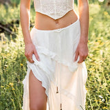 GETADME Y2K 불규칙한 스플릿 화이트 미디 스커트 여성 로우 웨이스트 레이스업 페어리코어 스위트 보헤미안 롱 스커트 섹시 여름 휴가 해변