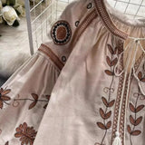 GETADME Neploe 여성 O넥 퍼프 슬리브 프린트 헤비 셔츠 패널 레이스업 올매치 자수 내셔널 스타일 블라우스 새로운 태슬 탑