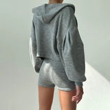 GETADME 솔리드 스포츠 3피스 세트 크롭 베스트 후드 트랙수트 여성 캐주얼 스웨트셔츠 코트 미니 반바지 매칭 세트 스포츠웨어 3피스 아웃핏