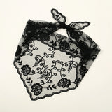 Foulard en dentelle GETADME Fashion Ins pour femmes, bandeau triangulaire rétro, foulard triangulaire vintage, accessoire de coiffure élégant pour filles
