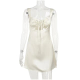 GETADME 여성용 실크 새틴 우아하고 섹시하며 슬림하고 아름다운 백리스 숏 드레스 여름용 민소매 스퀘어넥 러플 티어드 미니 드레스