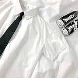 GETADME 화이트 셔츠 여성 패션 블랙 타이 일본 스타일 프레피 학생 JK 걸스 블라우스 심플 솔리드 루즈 여름 버튼업 상의 신상품