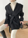 Getadme Short Hooded Woolen Coat for Women's Autumn and Winter New Korean Version Elegant and Warm Lace Up Coat Wool Coat Women